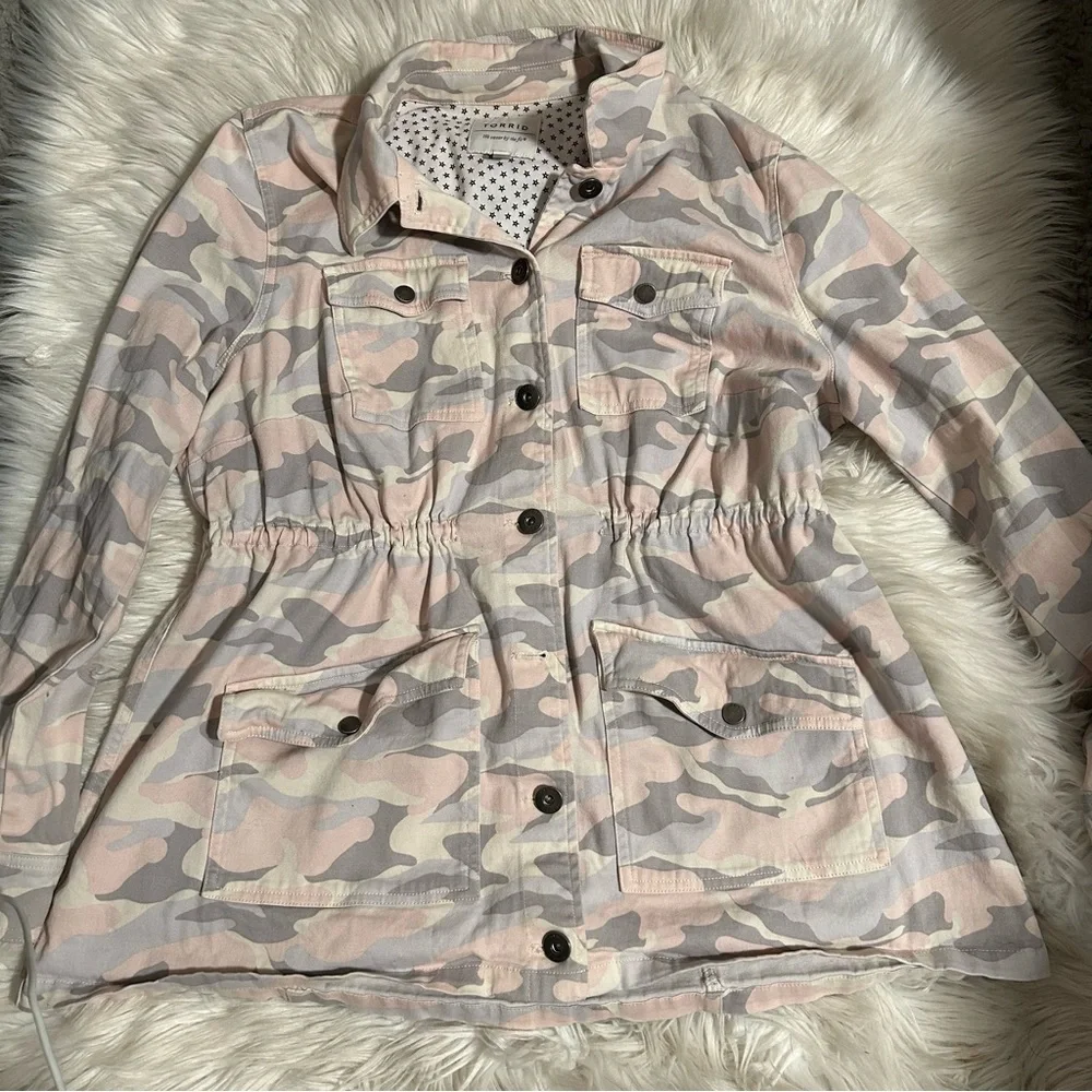 Torrid pink Camo jacket. - Picture 7 of 11